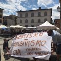 Raccolta firme Cna contro il commercio abusivo