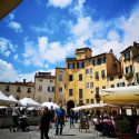 Mercato artigianale in Piazza Anfiteatro